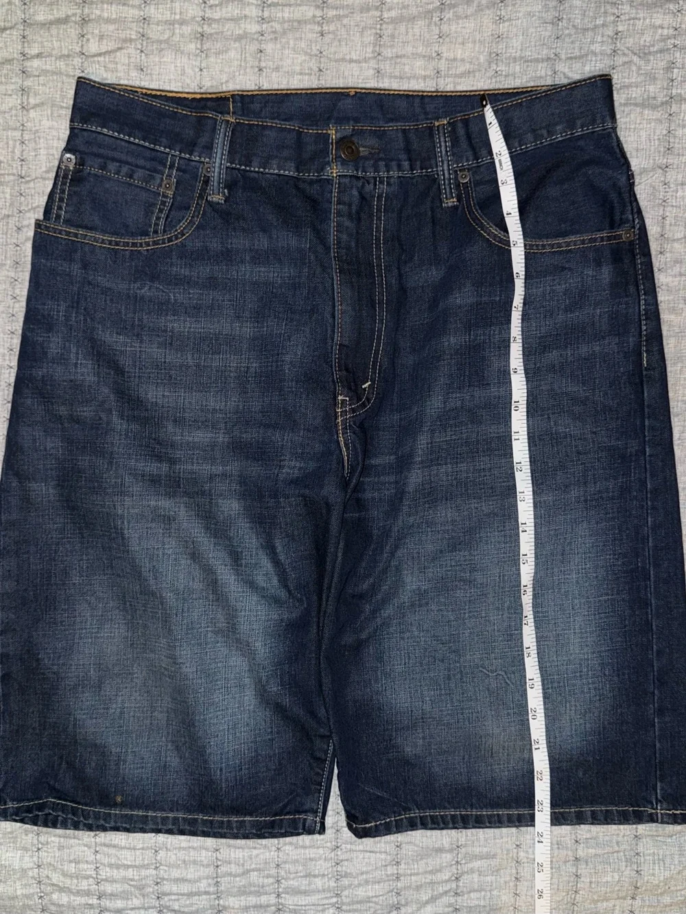 Levi's 569 Loose Straight Dark Wash Denim Jean Shorts Men's Size 34